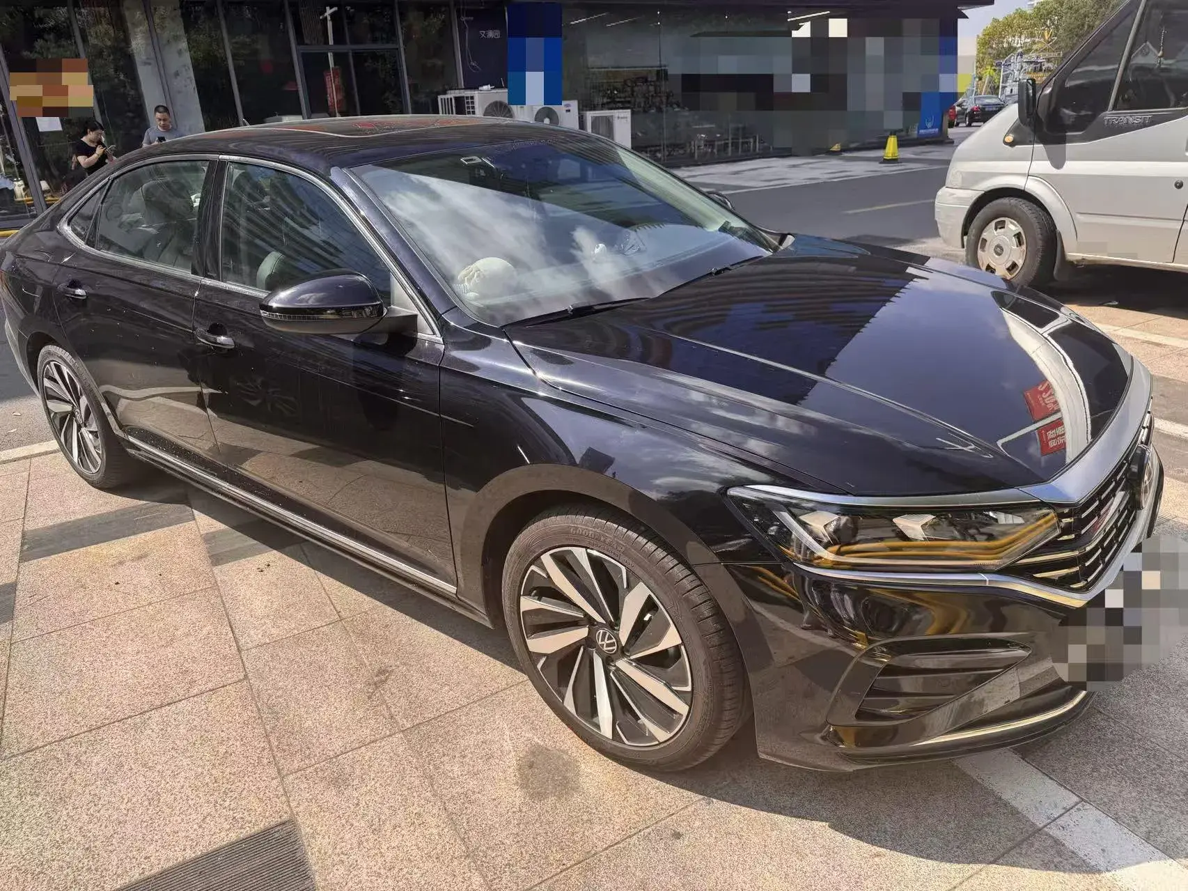 2023 VOLKSWAGEN PASSAT thumbnail 3