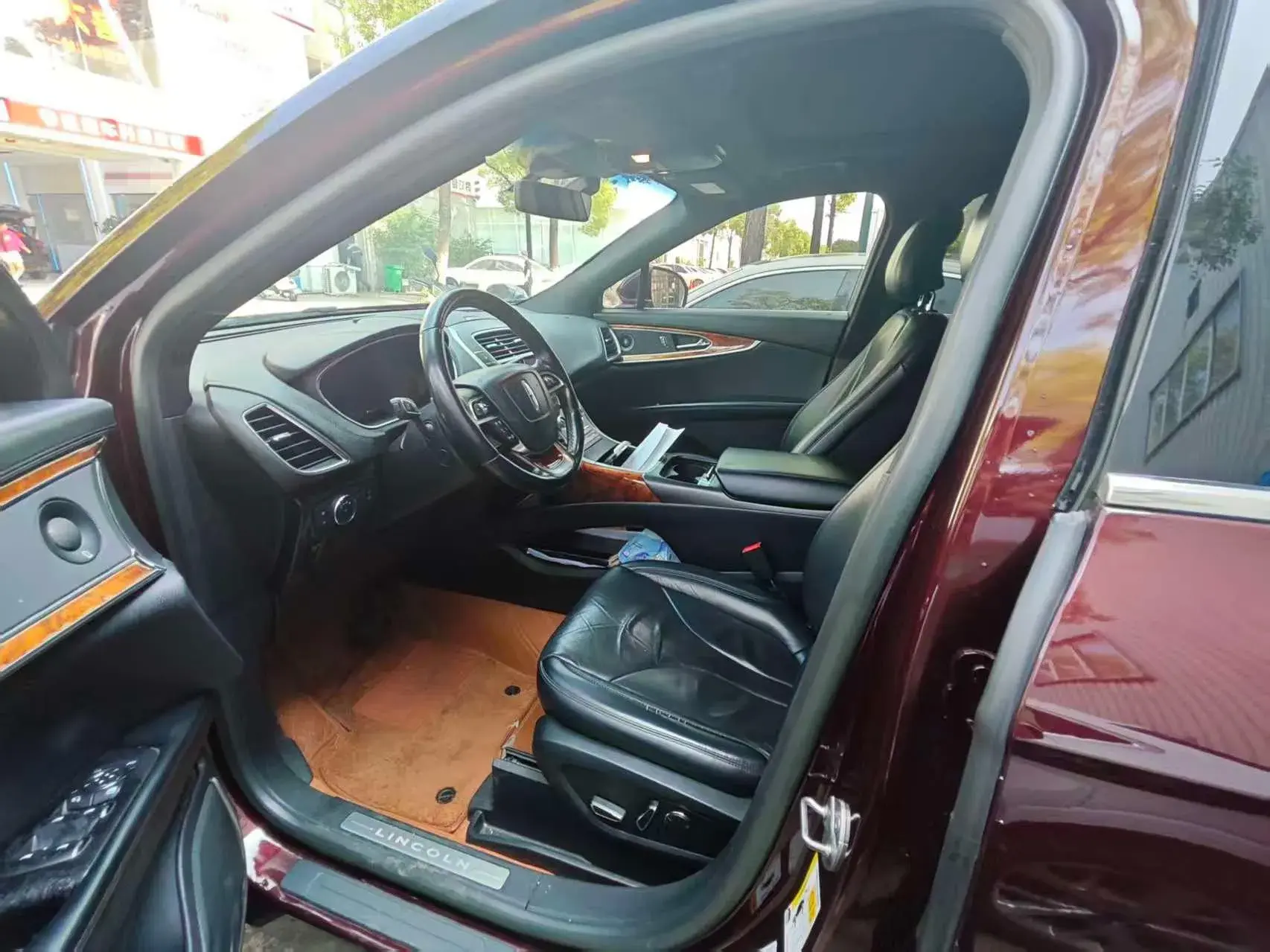 2019 LINCOLN NAUTILUS thumbnail 3