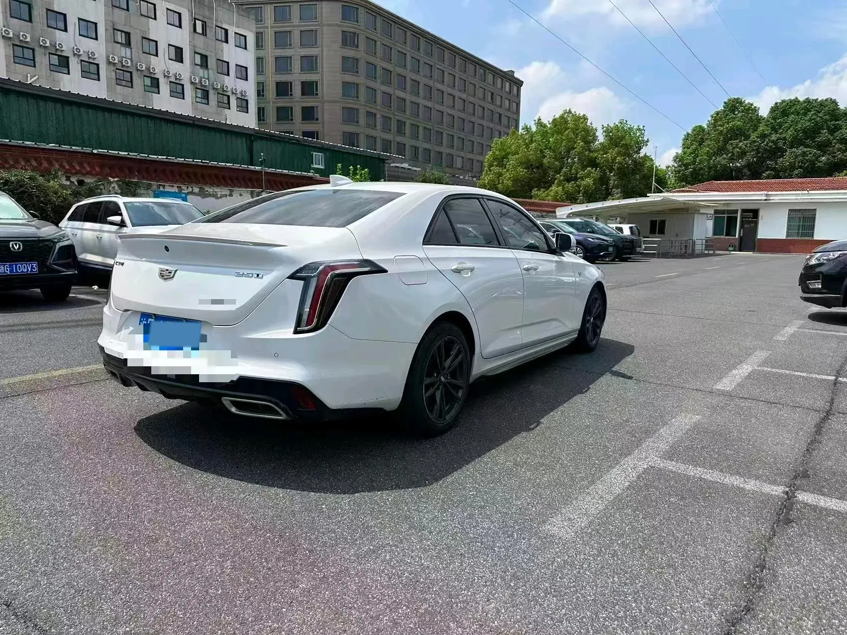 2023 CADILLAC CT4 thumbnail 4