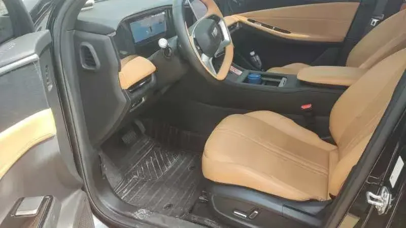 2023 GEELY GALAXY thumbnail 2