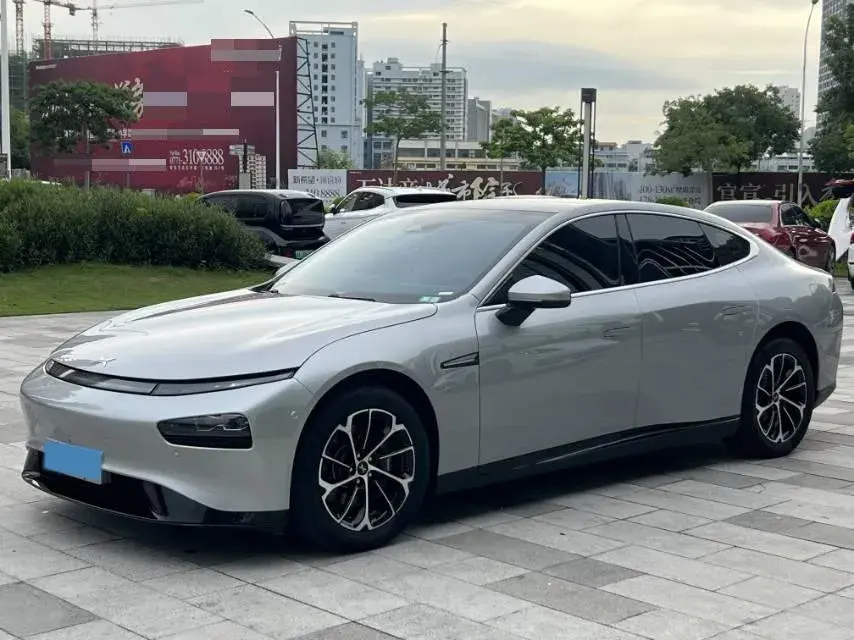 2021 XPENG P7 view 1