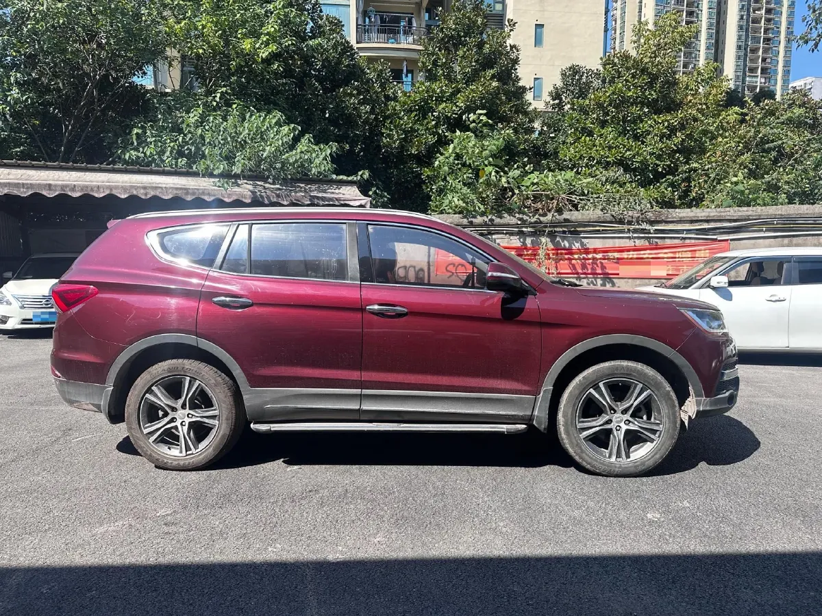 2017 LiFan X80 2.0T 192HP L4 6AT,autocango,china used car exporter,china ev exporter,chinese used car exporter,chinese used ev exporter