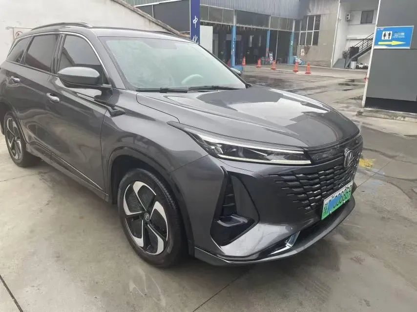 2023 ChangAn CS75 Plus iDD 1.5T 170HP L4 6TCT PHEV 28.39KWH,autocango,china used car exporter,china ev exporter,chinese used car exporter,chinese used ev exporter