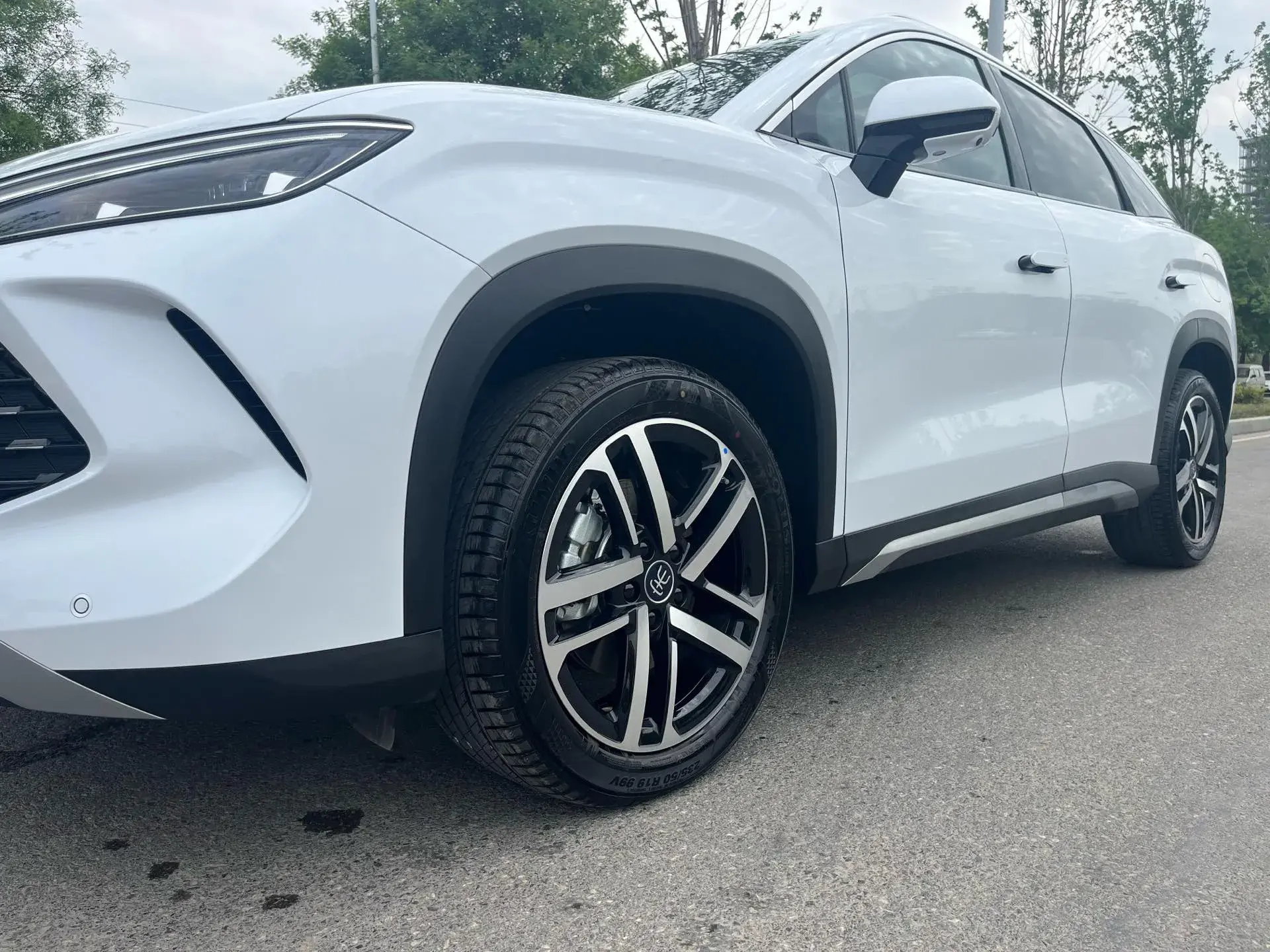 2024 BYD SONGL thumbnail 4