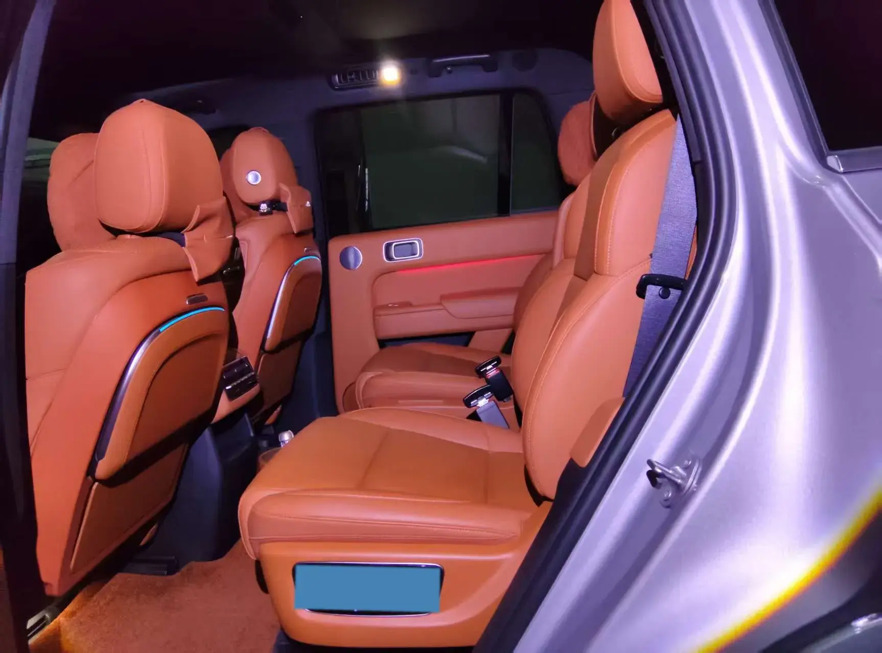 2023 LI L8 thumbnail 2