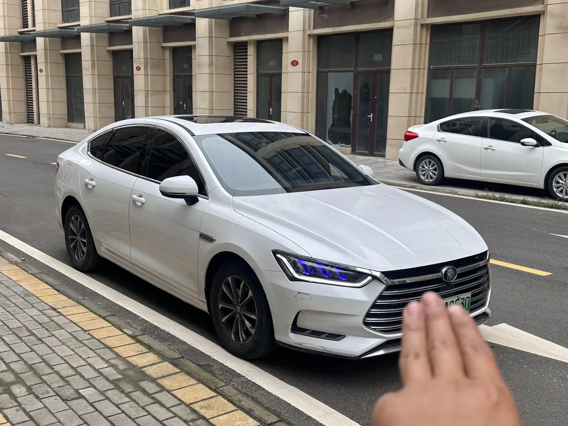 2019 BYD QIN thumbnail 3