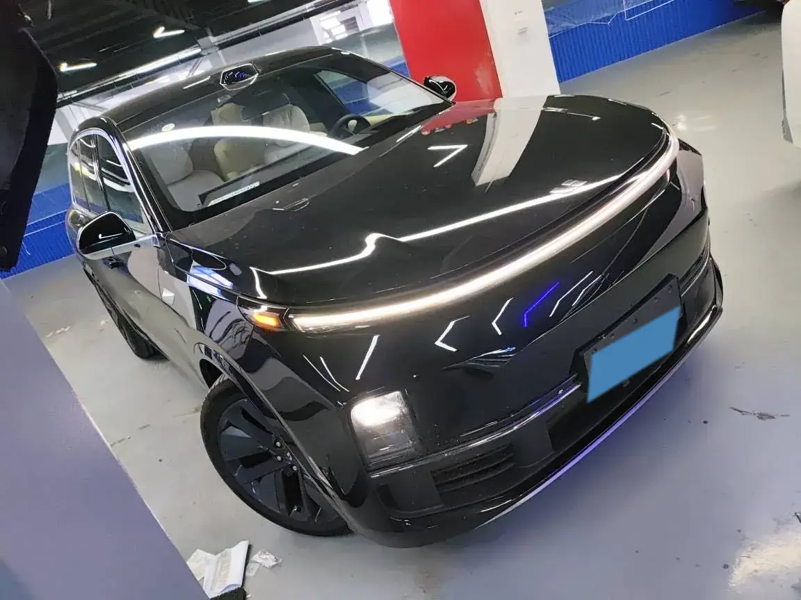 2024 LI L8 thumbnail 2