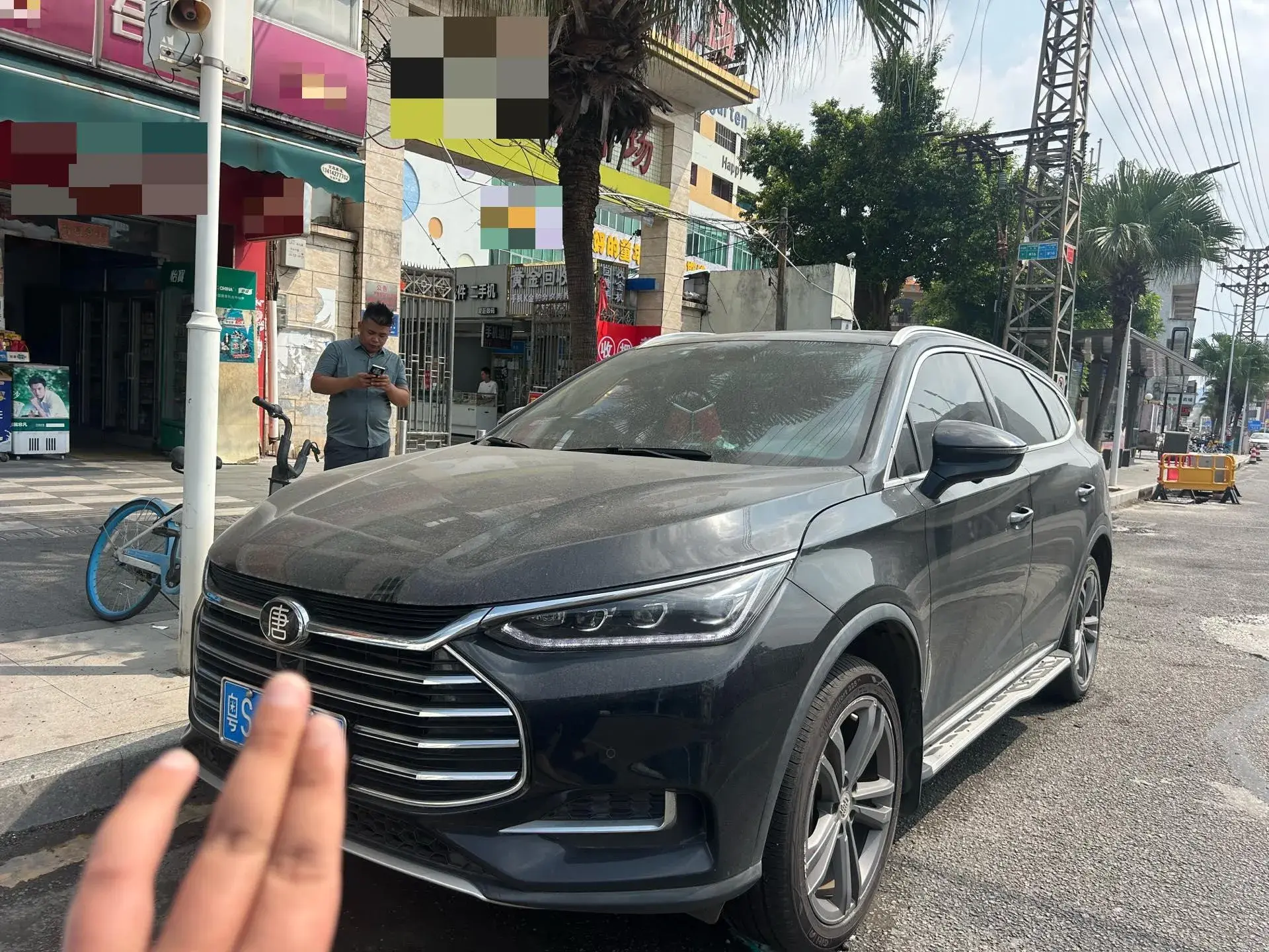 2021 BYD TANG view 1