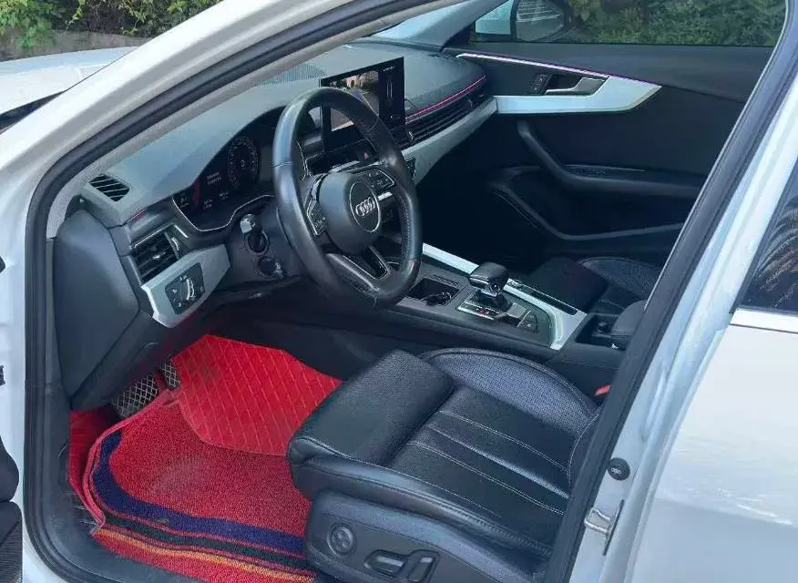 2020 AUDI A4L thumbnail 3