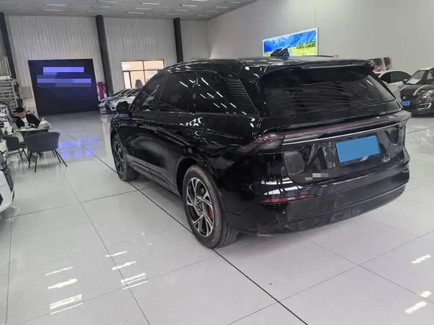 2023 LINCOLN NAUTILUS thumbnail 4