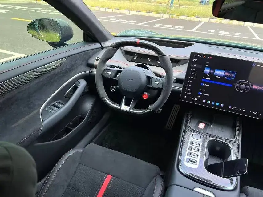 2025 MI SU7 thumbnail 3