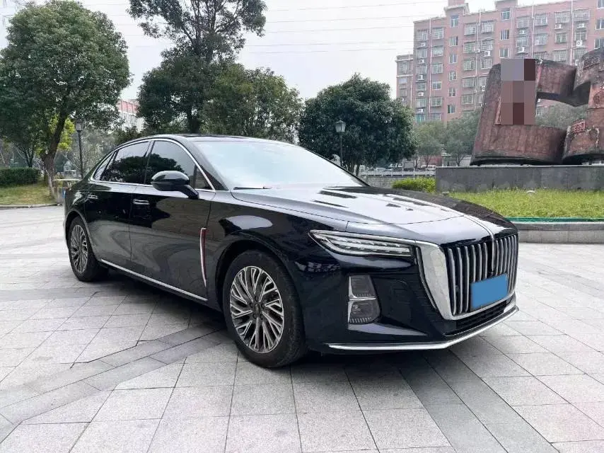 2023 HONGQI H5 thumbnail 3