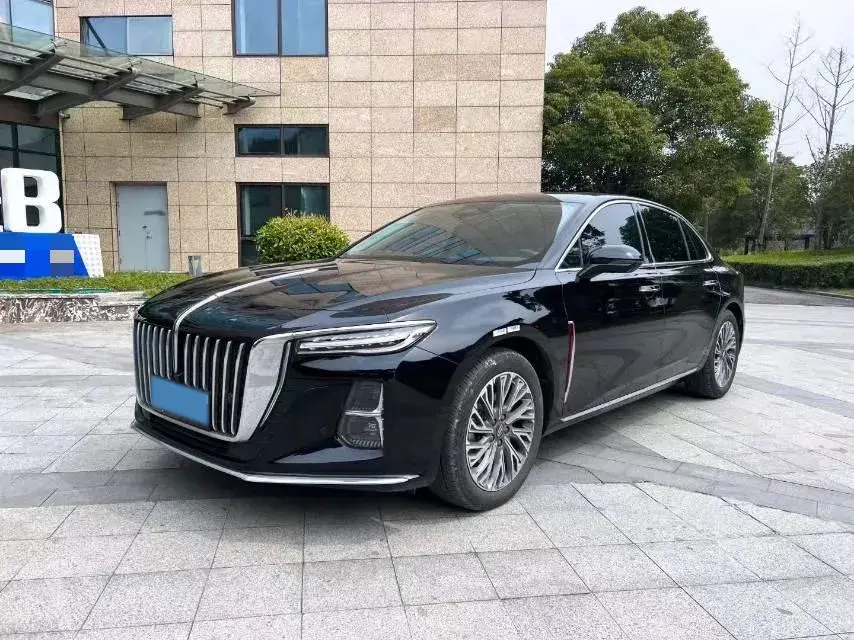 2023 HONGQI H5 view 1