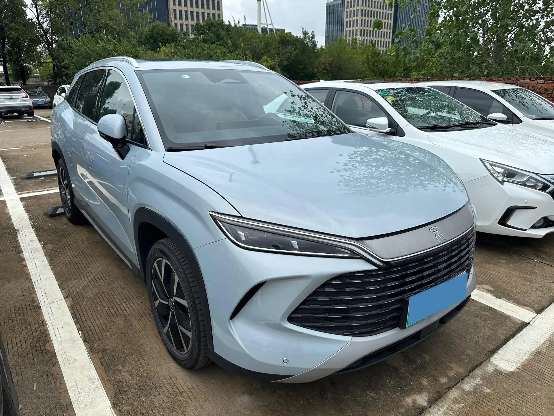 2024 BYD SONGL thumbnail 3