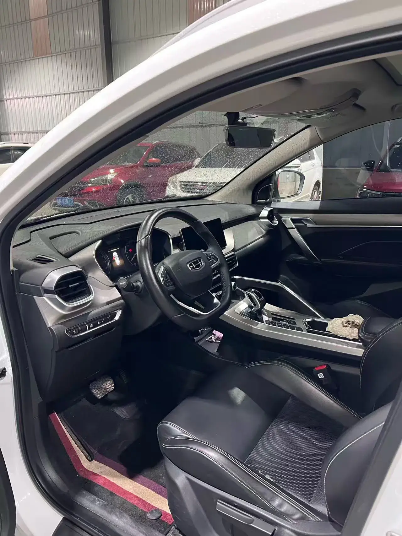 2019 GEELY COOLRAY thumbnail 4