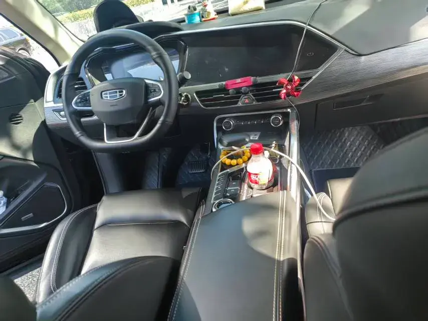 2020 GEELY TUGELLA thumbnail 3