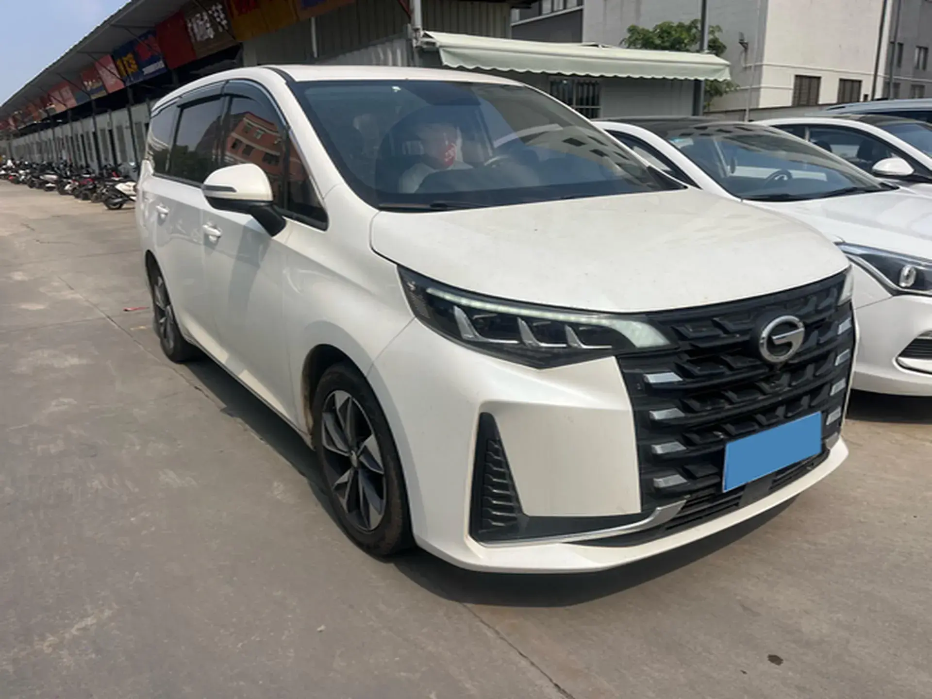 2021 GAC TRUMPCHI thumbnail 3