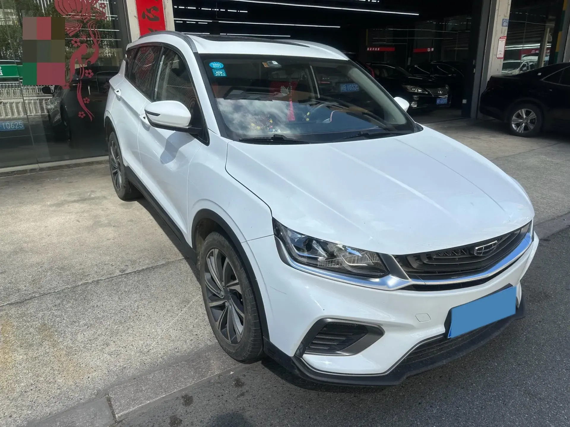 2019 GEELY COOLRAY thumbnail 2