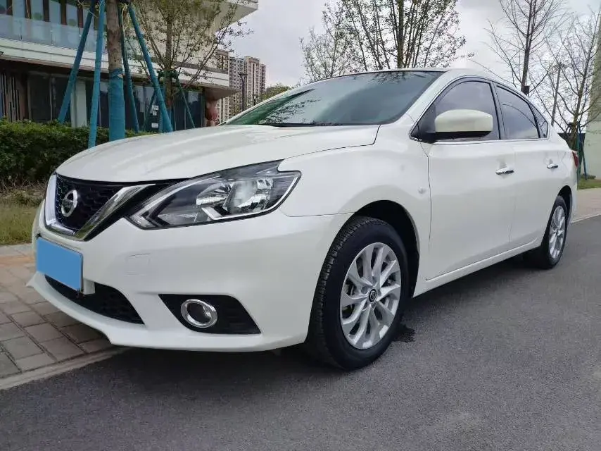 2021 NISSAN SYLPHY view 1