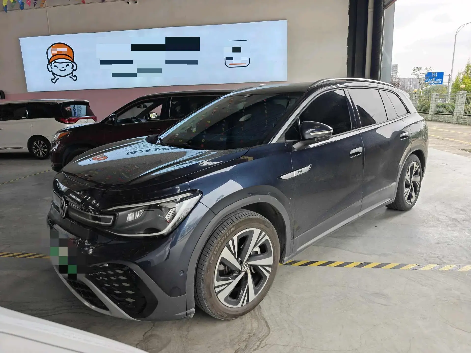 2022 VOLKSWAGEN ID.6 view 1