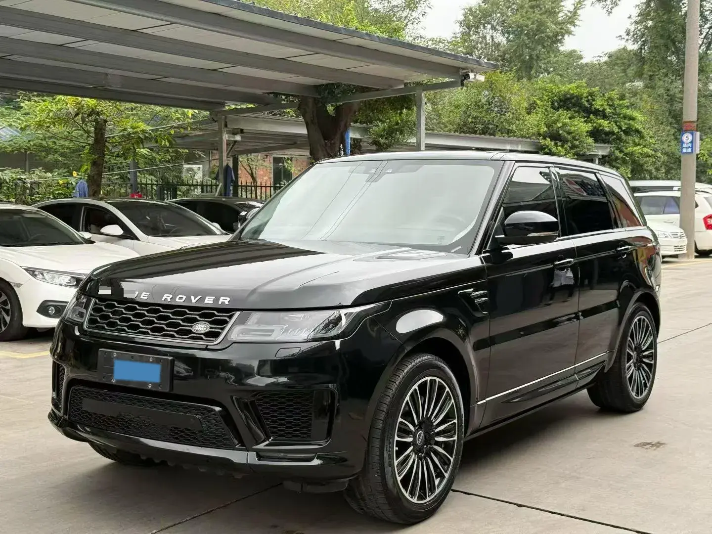 2018 LAND ROVER view 1