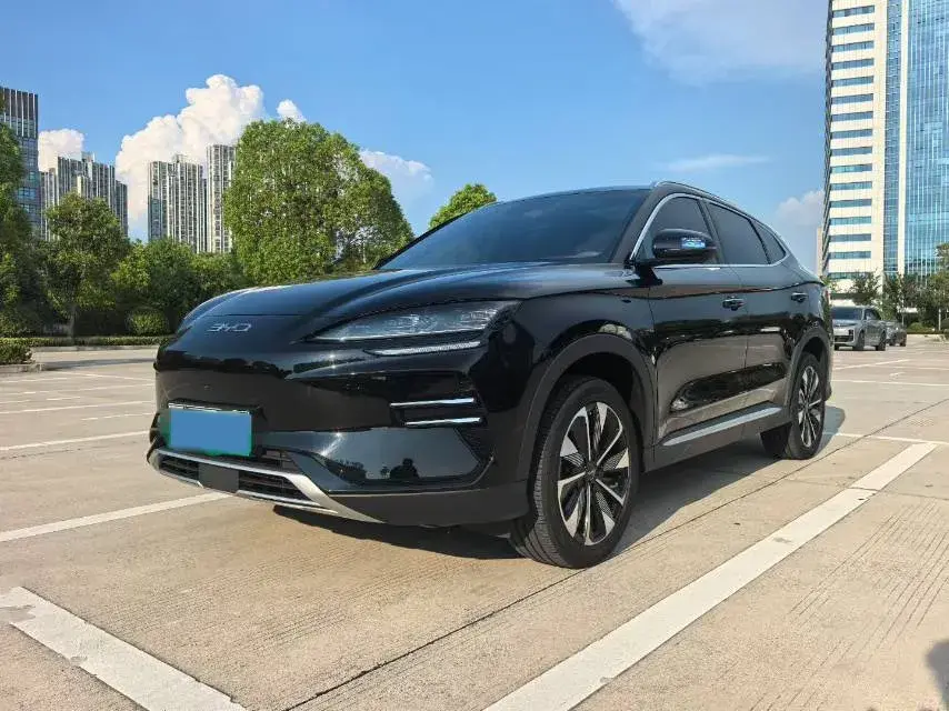2025 BYD SONG view 1