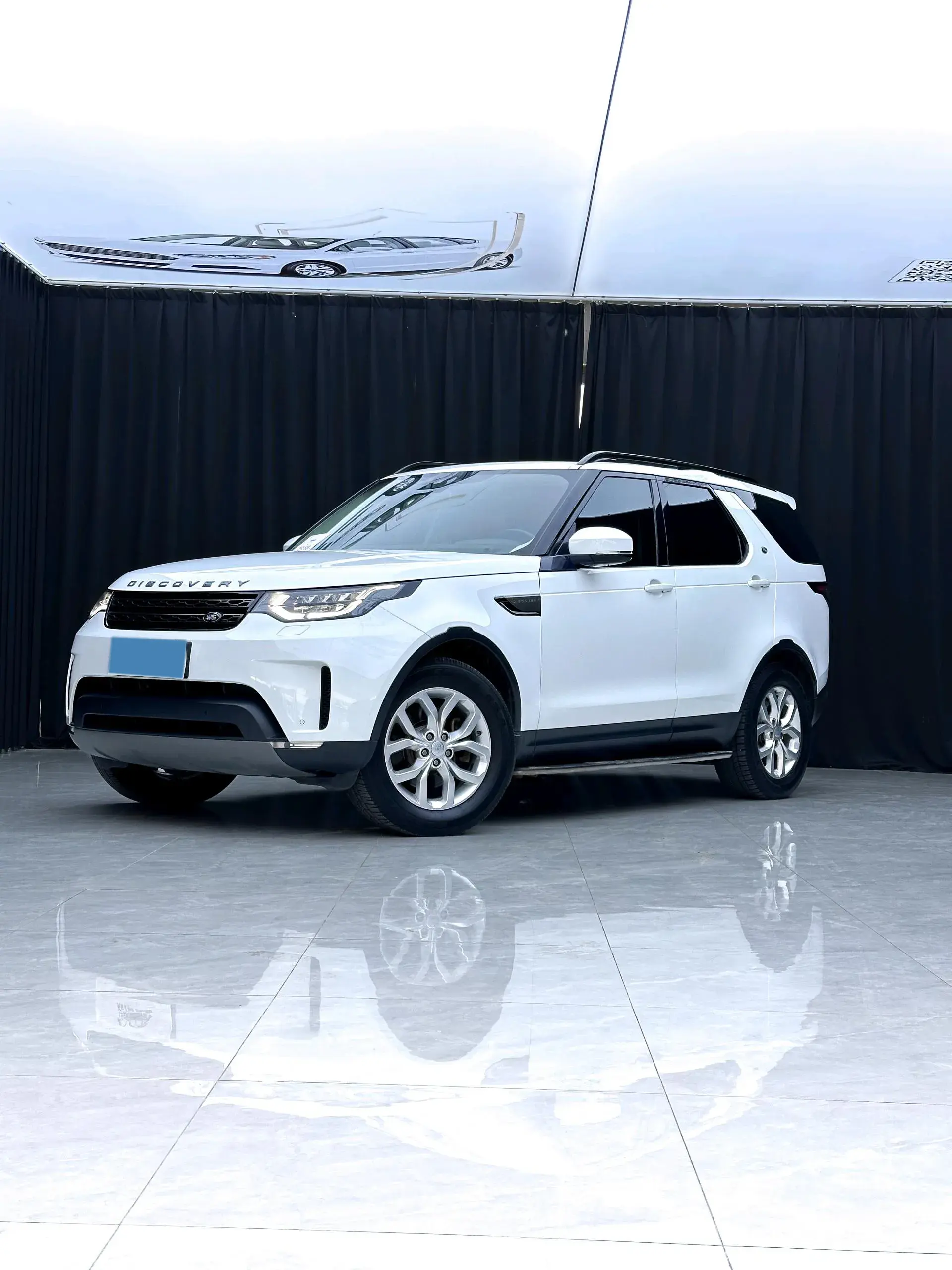 2017 LAND ROVER view 1