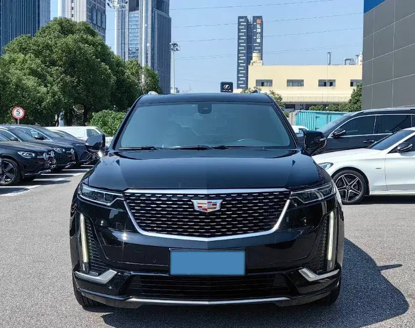 2021 CADILLAC XT6 thumbnail 3