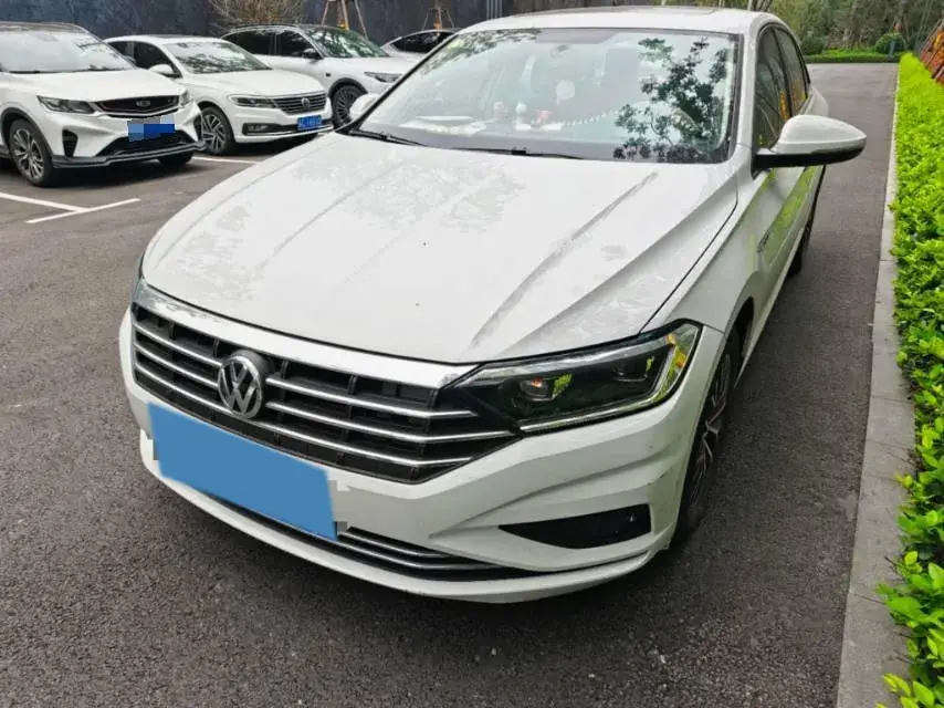 2021 VOLKSWAGEN SAGITAR view 1