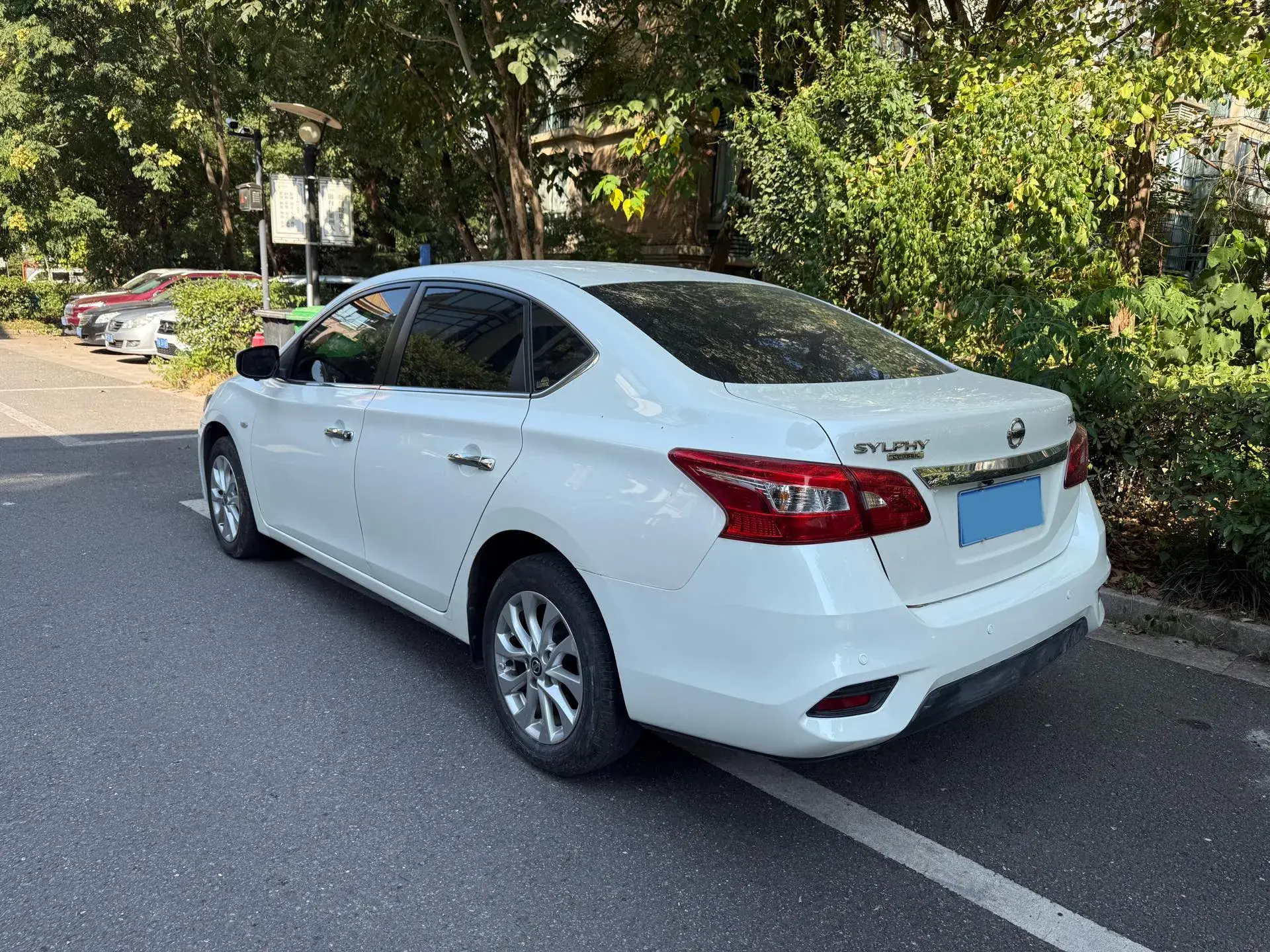 2022 NISSAN SYLPHY thumbnail 3