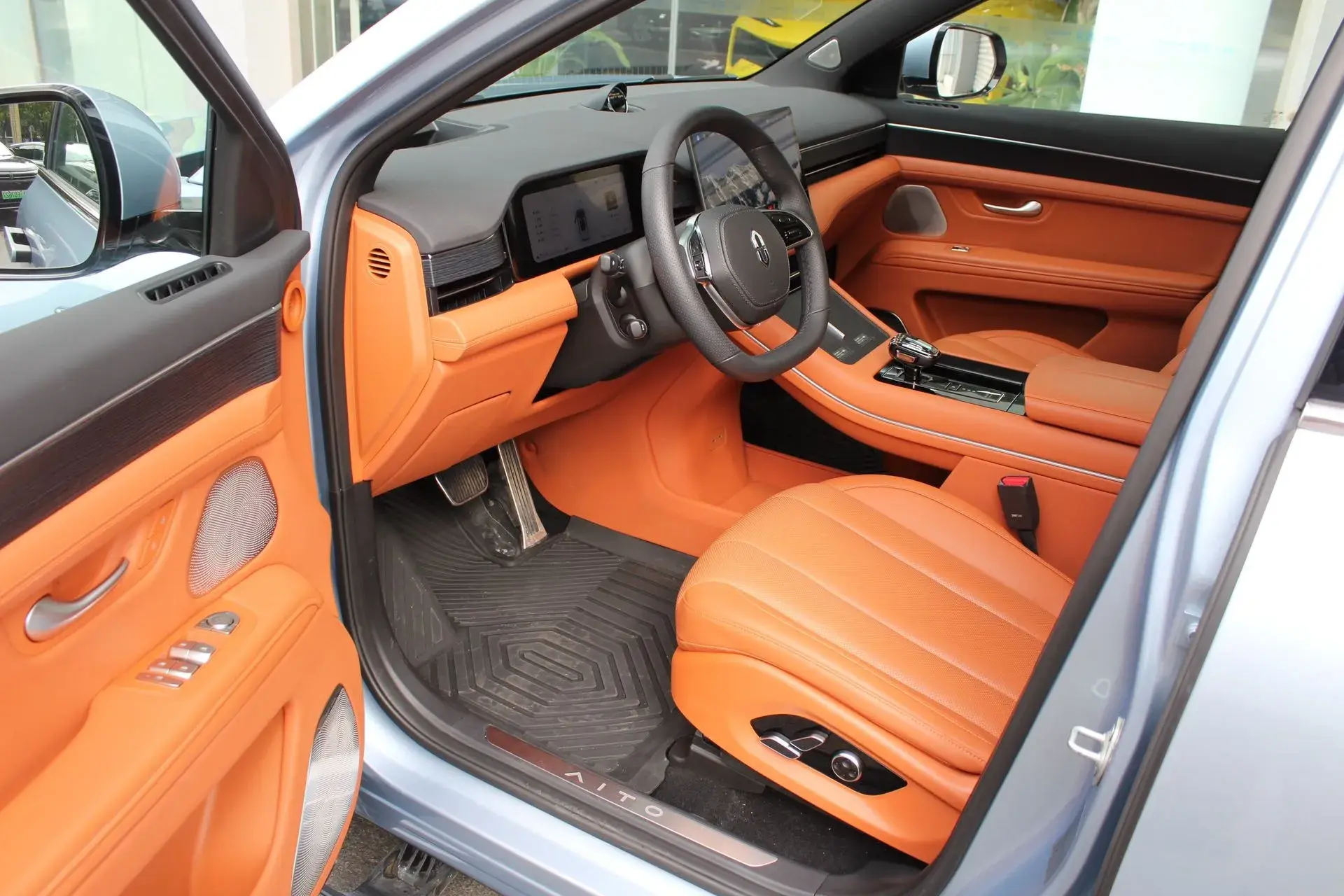 2024 AITO AITO thumbnail 3