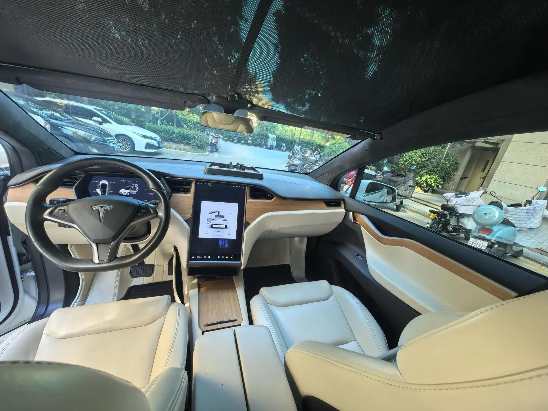 2021 TESLA MODEL thumbnail 4