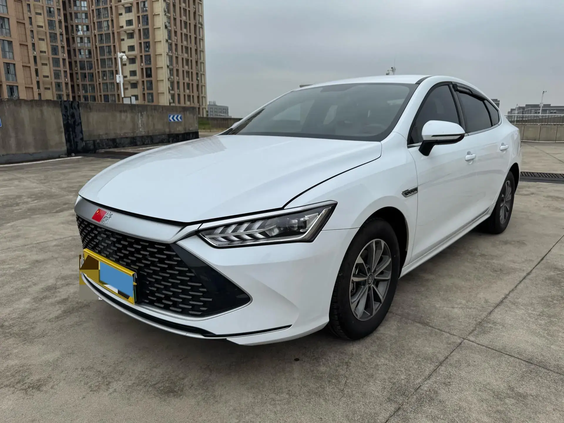 2023 BYD QIN view 1