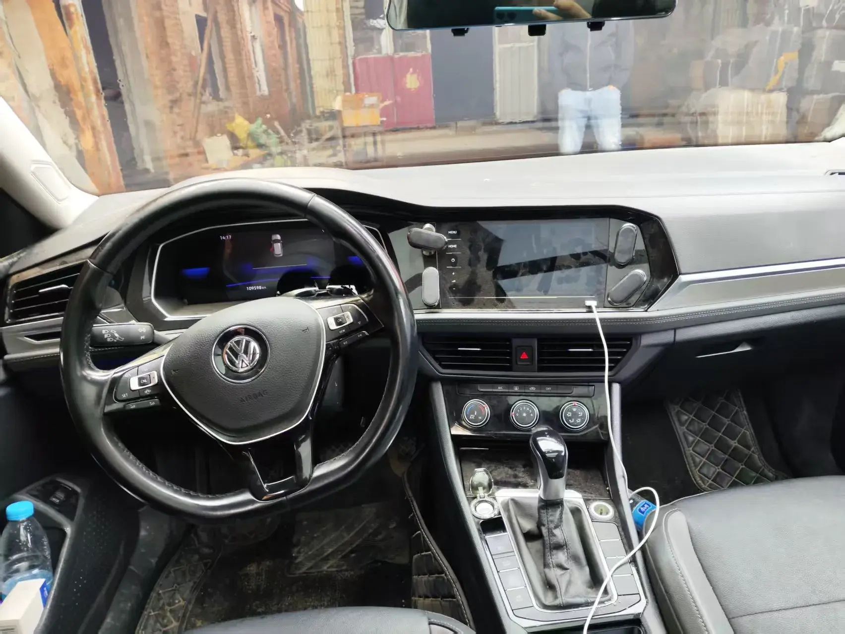 2021 VOLKSWAGEN SAGITAR thumbnail 3