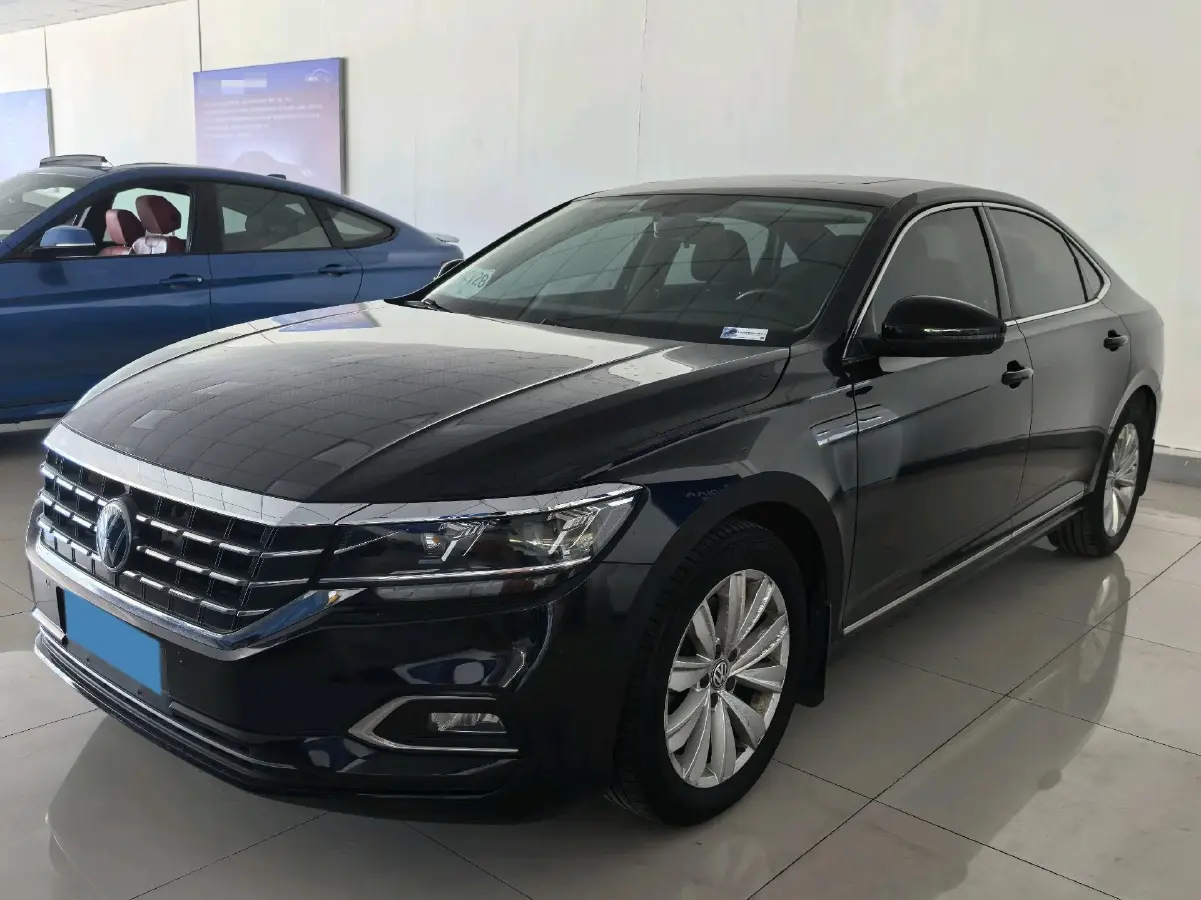 2019 Volkswagen Passat 2.0T 186HP L4 7DCT