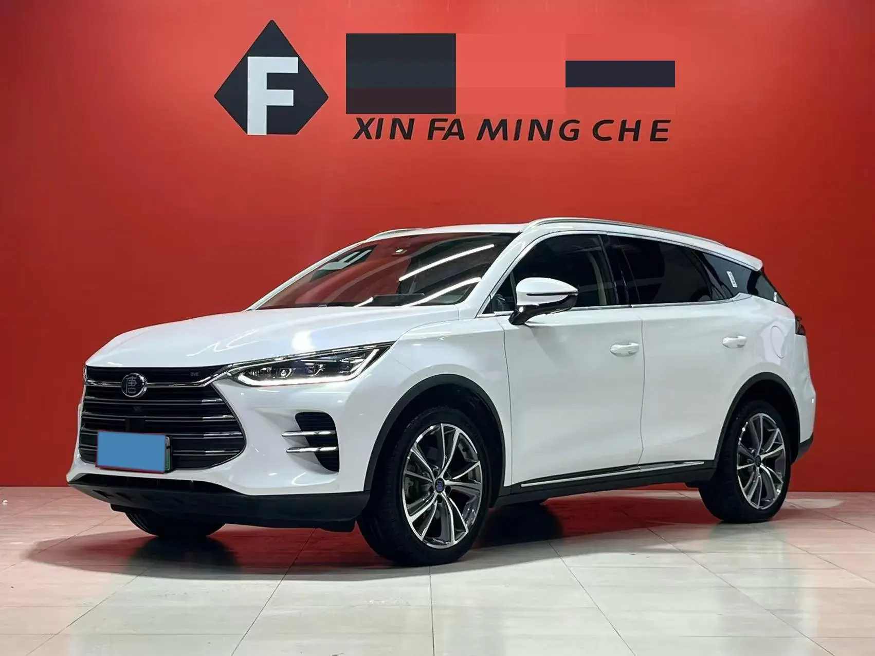 2020 BYD TANG view 1