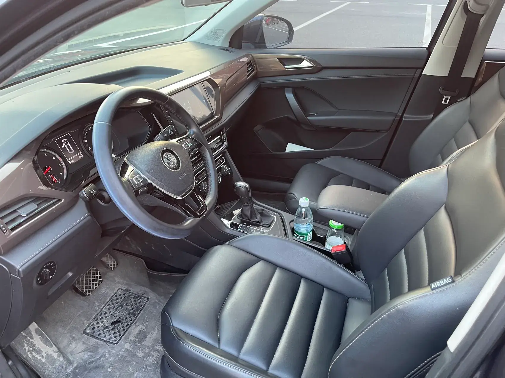 2019 VOLKSWAGEN THARU thumbnail 4