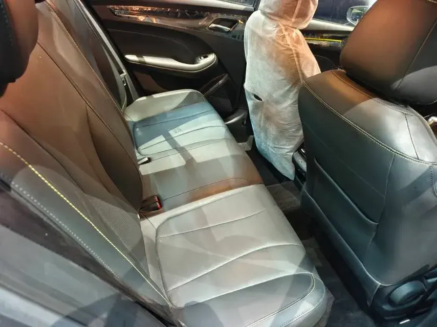 2021 ROEWE I5 thumbnail 4