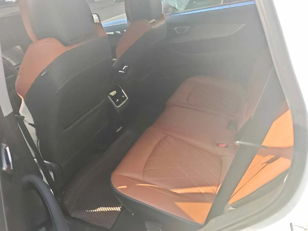 2022 Chery Tiggo 8 Plus e+ 1.5T 156HP L4 3DHT PHEV 19.27KWH,autocango,china used car exporter,china ev exporter,chinese used car exporter,chinese used ev exporter