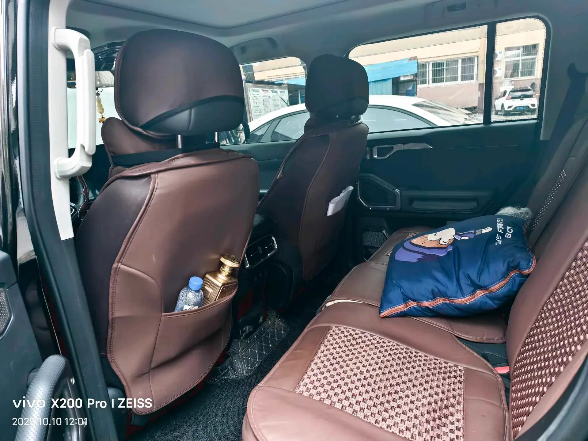 2023 JETOUR TRAVELLER thumbnail 3