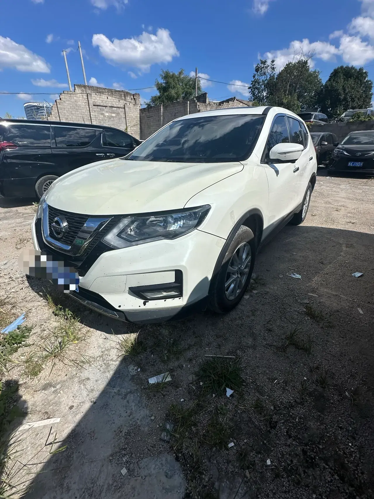 2020 NISSAN X-TRAIL view 1