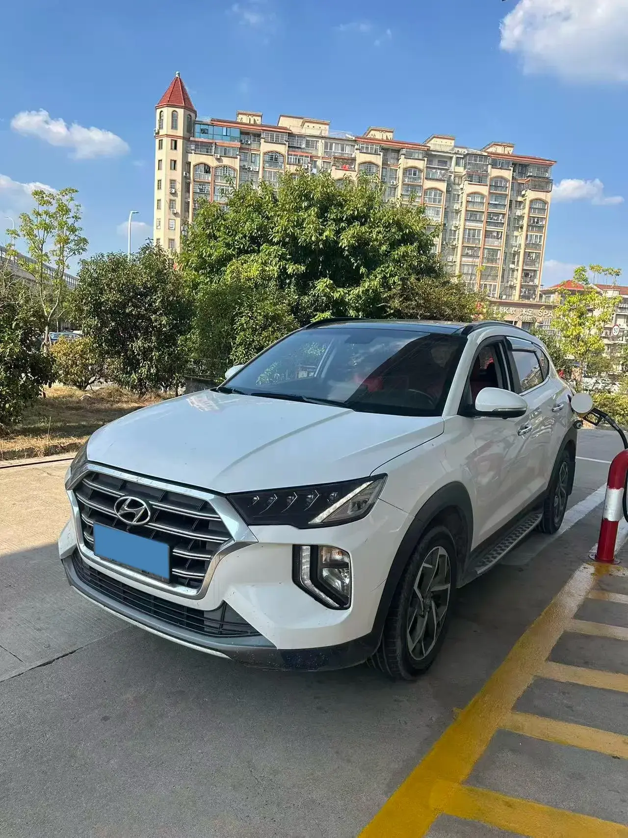 2019 HYUNDAI TUCSON view 1