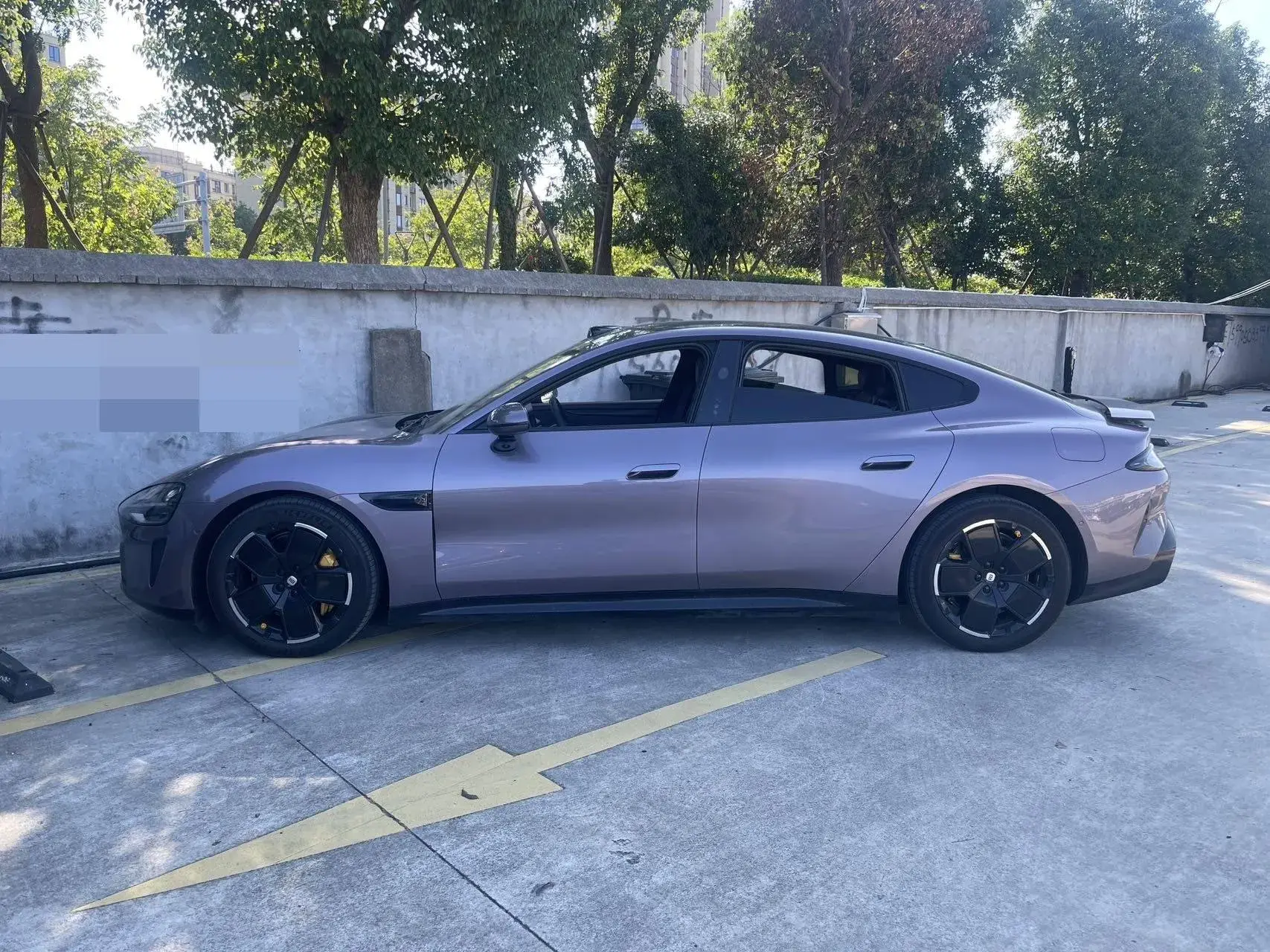 2024 MI SU7 thumbnail 2