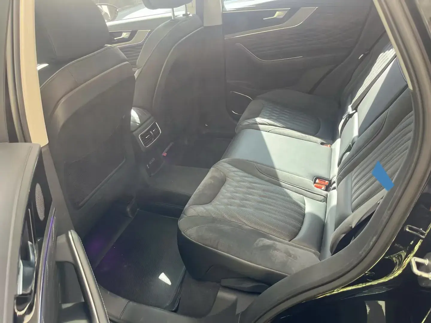 2022 HONGQI HS5 thumbnail 4