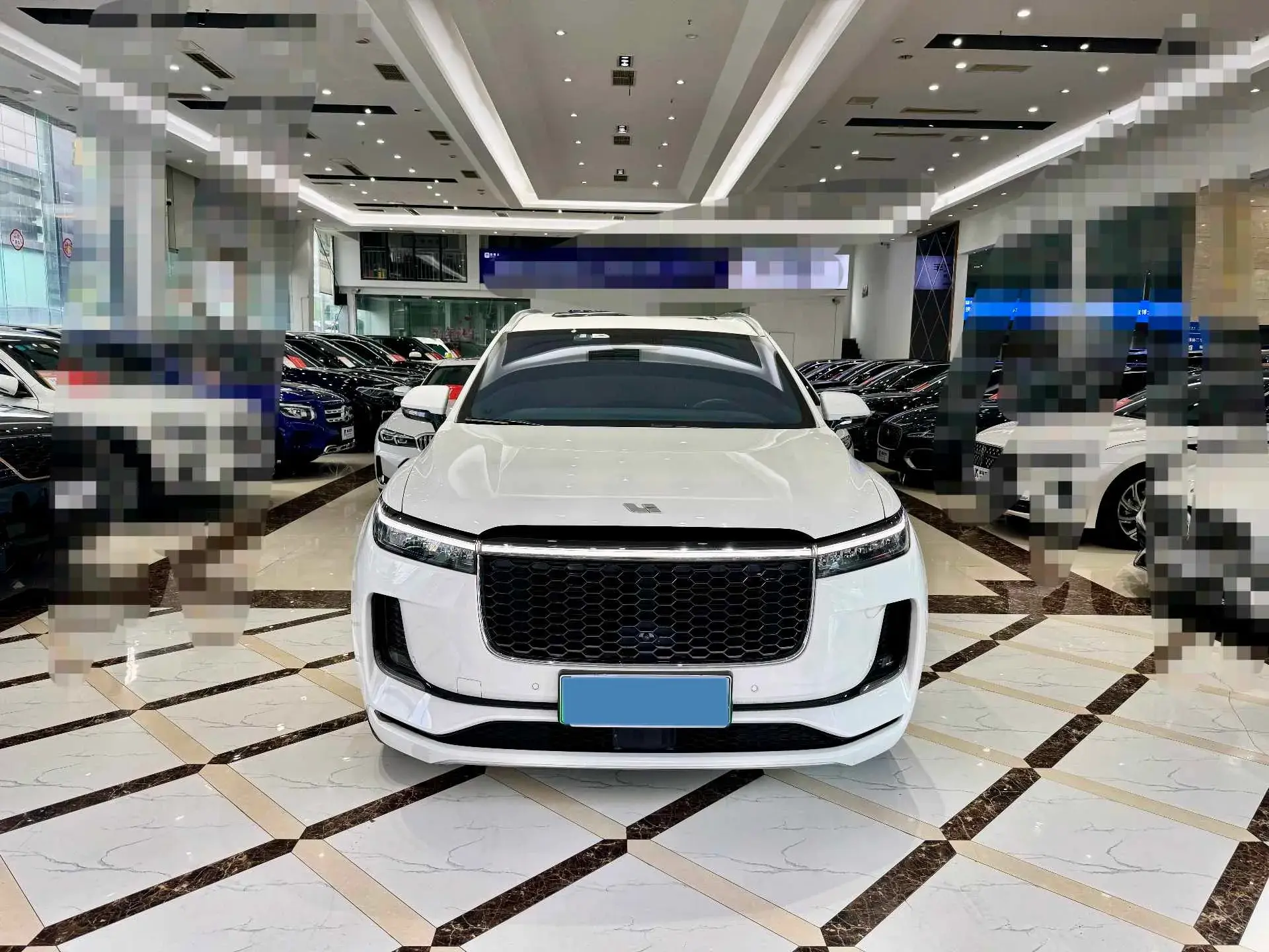 2021 LI ONE thumbnail 2