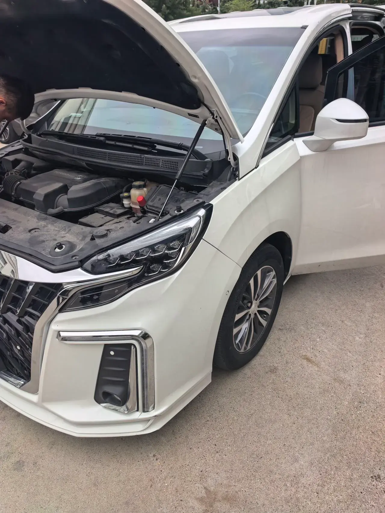 2021 BUICK GL8 thumbnail 3