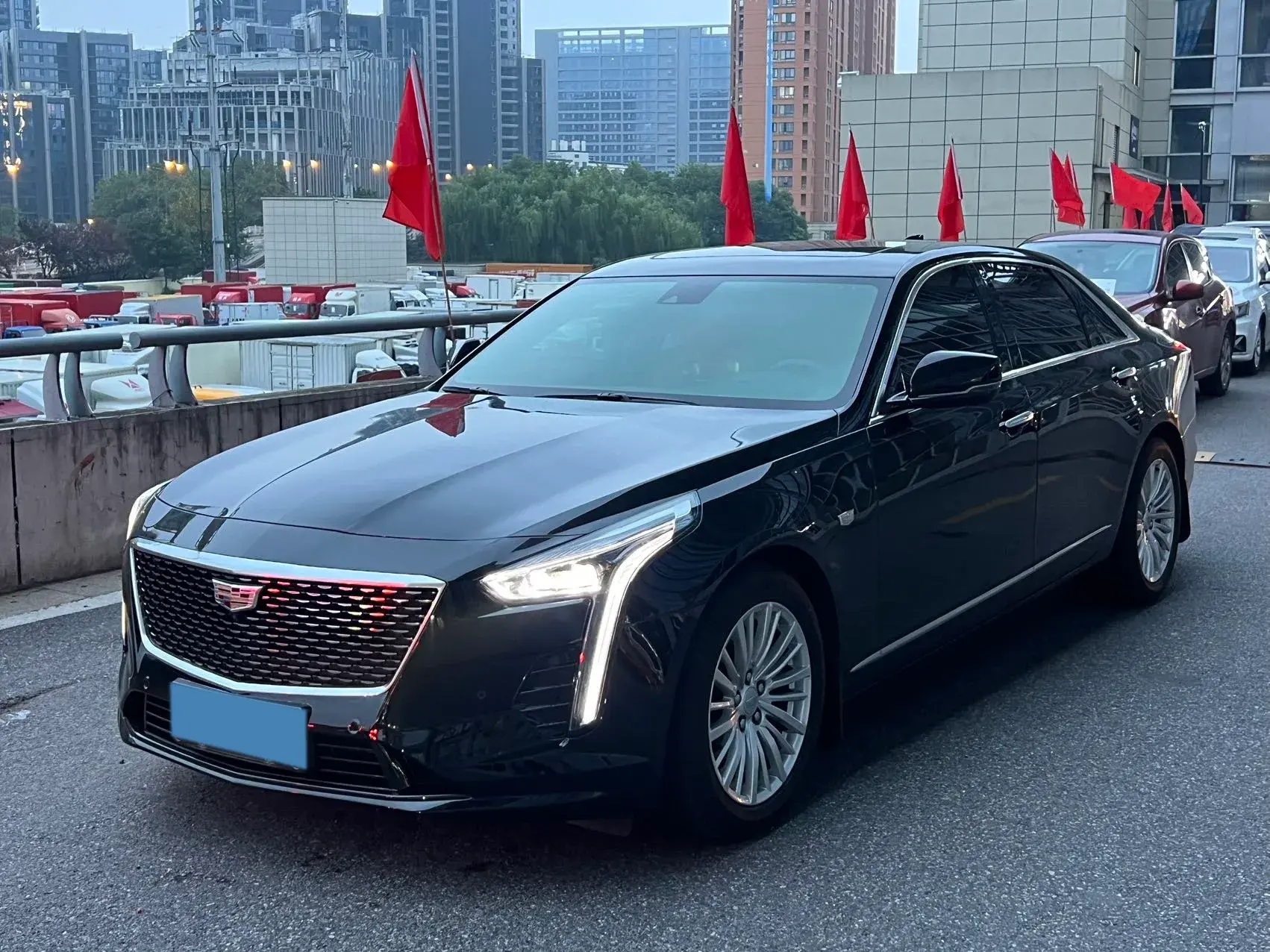 2022 CADILLAC CT6 view 1