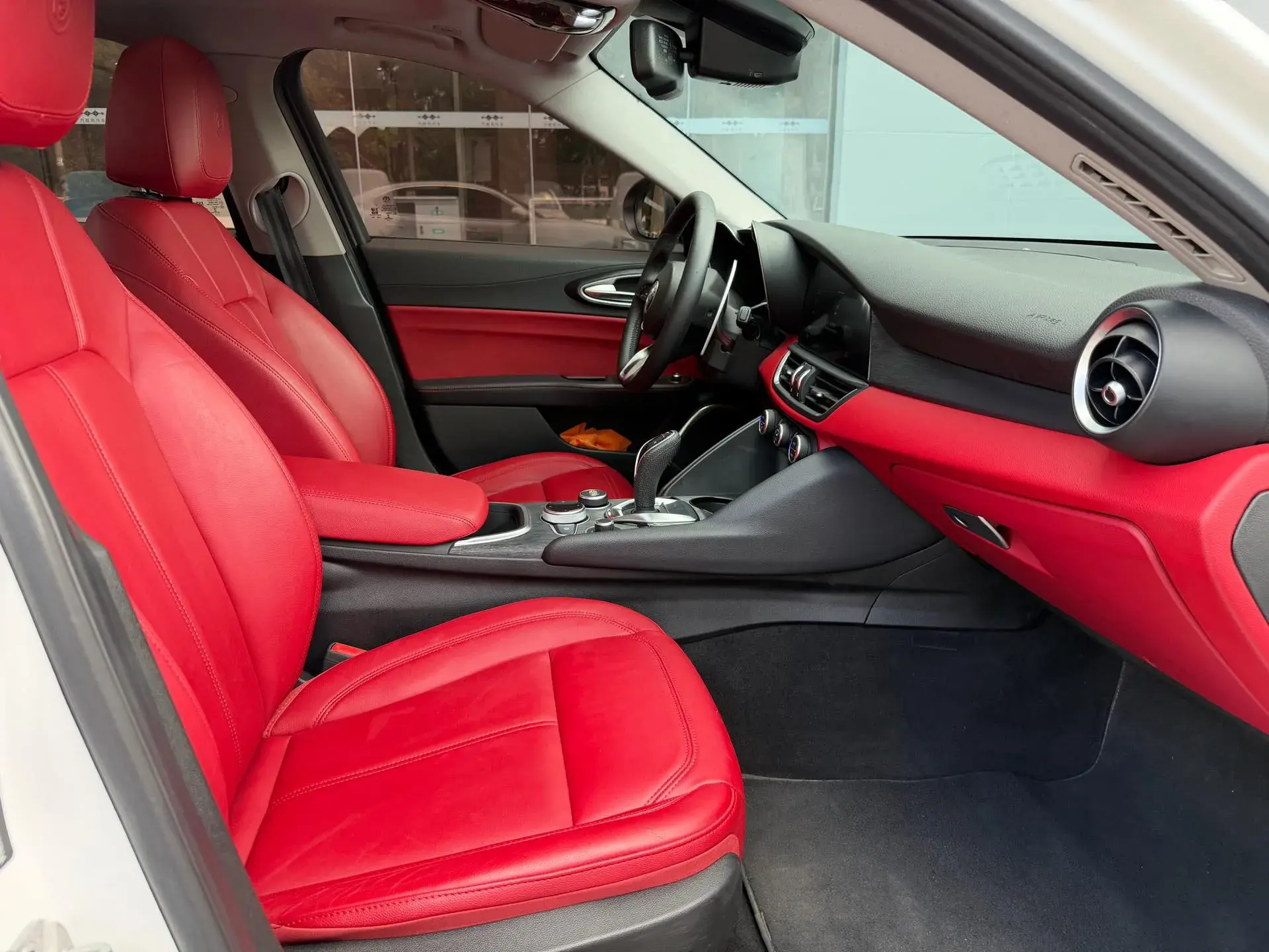 2020 ALFA ROMEO thumbnail 4