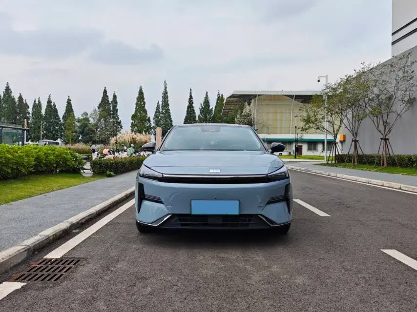 2024 GEELY GALAXY thumbnail 2