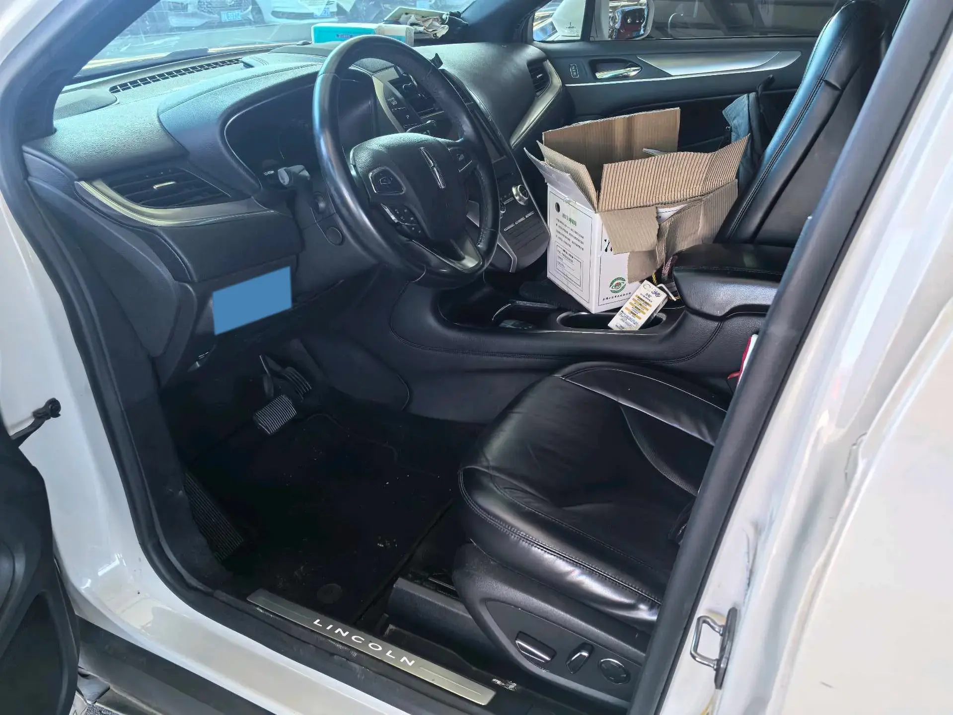 2019 LINCOLN MKC thumbnail 4